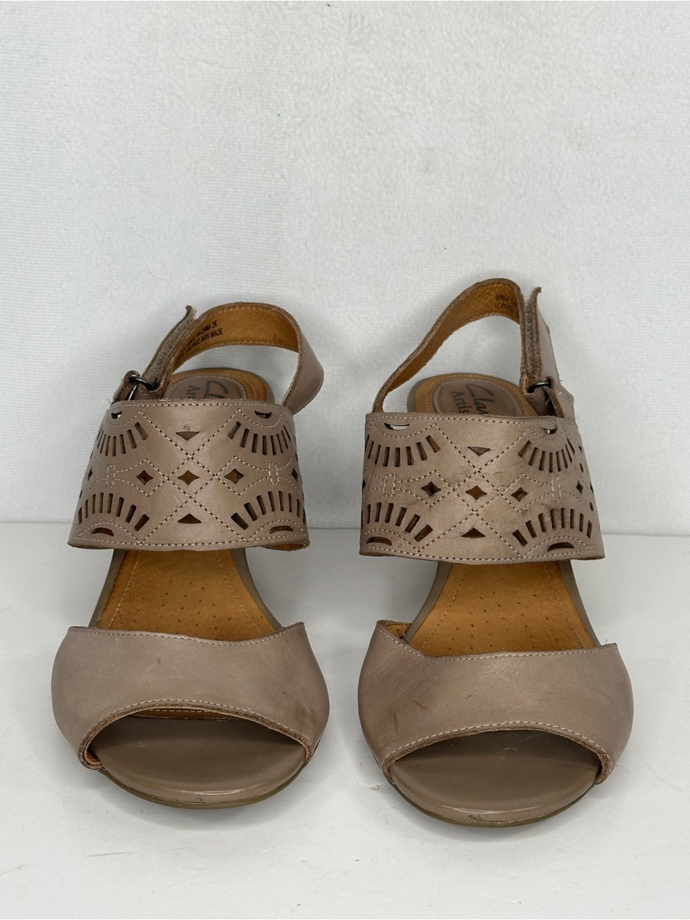 Clarks Artisan Jenness Energy Taupe Cutout Slingback Sandals Peep Toe Boho Sz7.5 - Picture 4 of 10